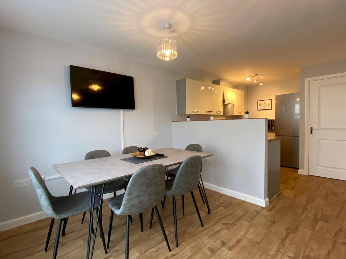 Holiday home **perfect For Liberty Stadium** Sleeps 8 Swansea