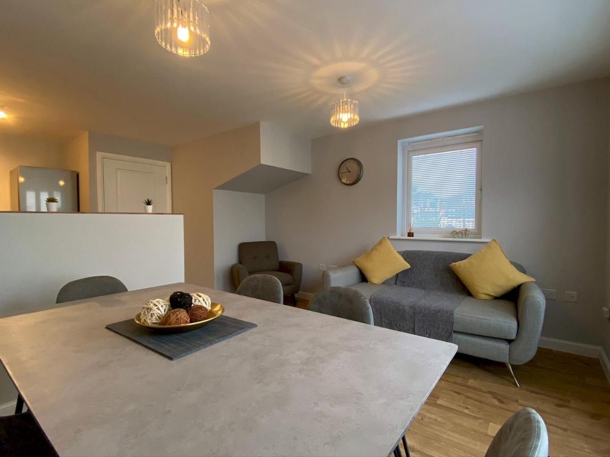 Holiday home **perfect For Liberty Stadium** Sleeps 8 Swansea