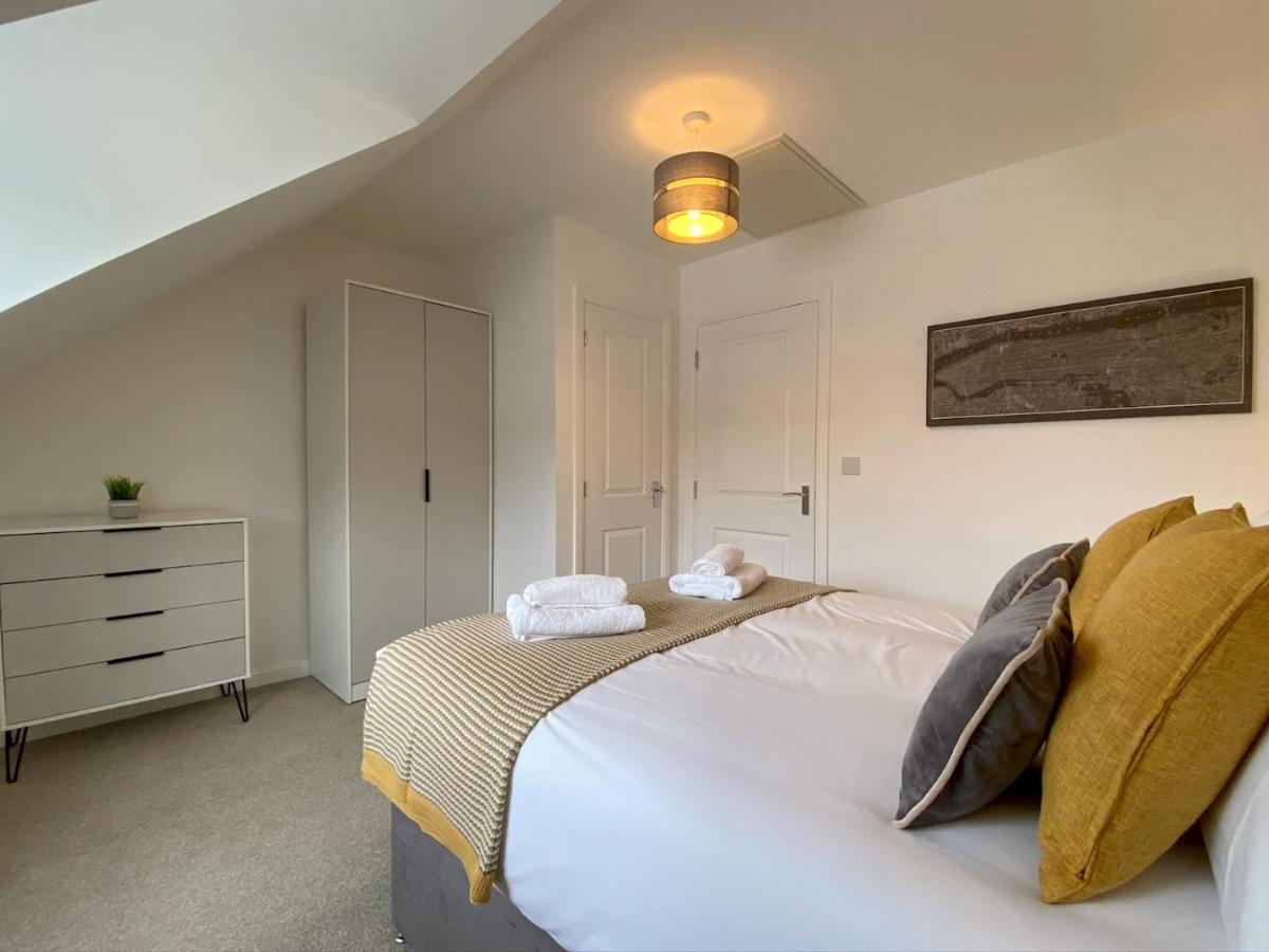 **perfect For Liberty Stadium** Sleeps 8 *